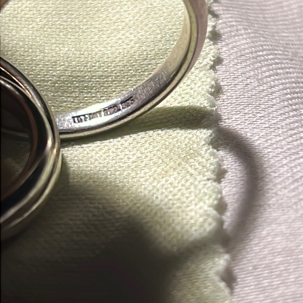 Tiffanys rolling ring, silver size9